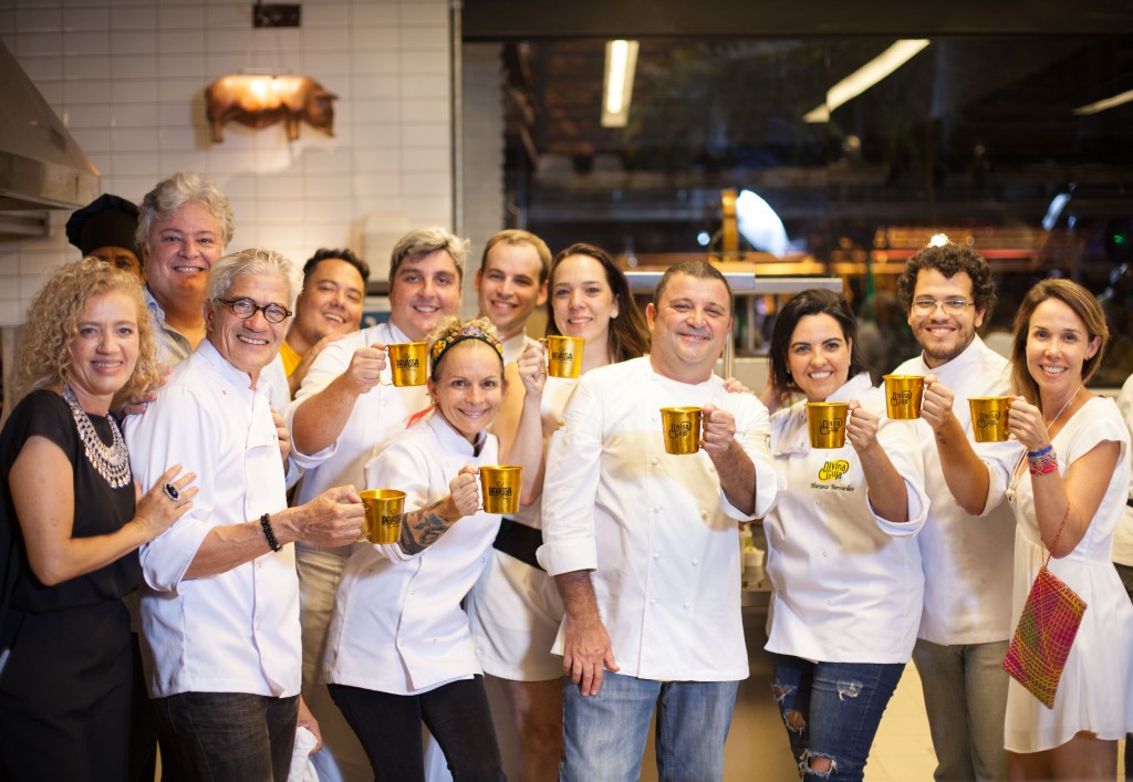Chefs brindam a família Divina Gula. Foto@ruinagaefotografia