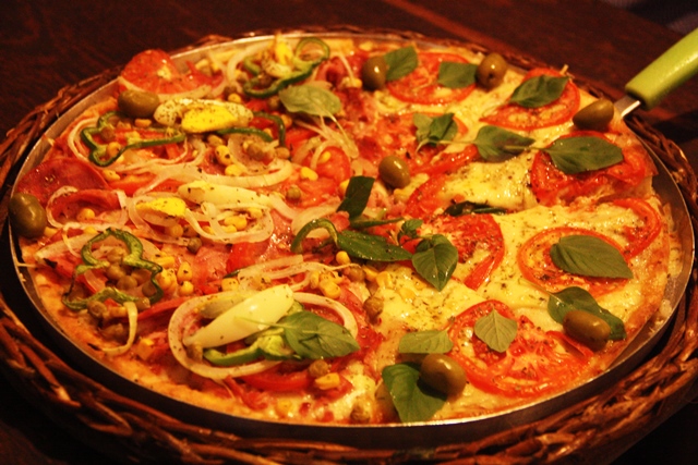 Na receita da pizza 80% é de macaxeira e 20% de trigo da Cia da Macaxeira