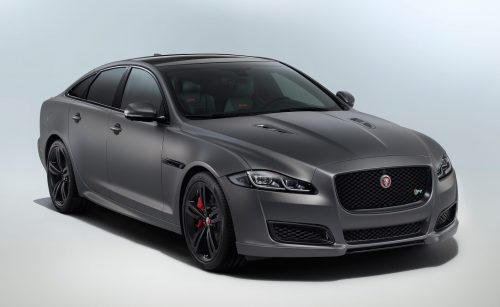 Jaguar apresenta novo sedã de luxo em entrevista a 290 km/h! Veja vídeo