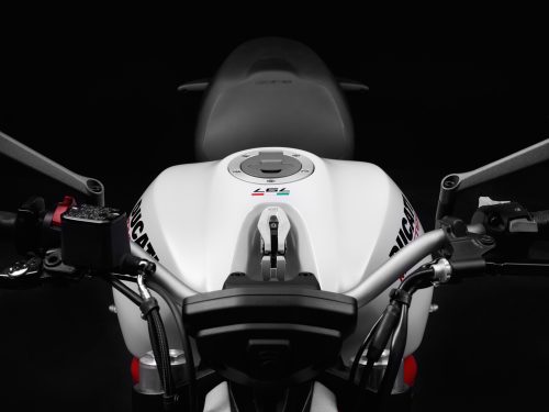 Retorno de um ícone: Ducati Monster