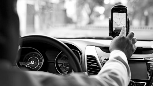 Motoristas de aplicativo podem ganhar na justiça vínculo empregatício